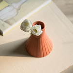 "Cinder" vase silicone mold - madmolds -