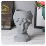 "Portrait" flowerpot mold - madmolds -