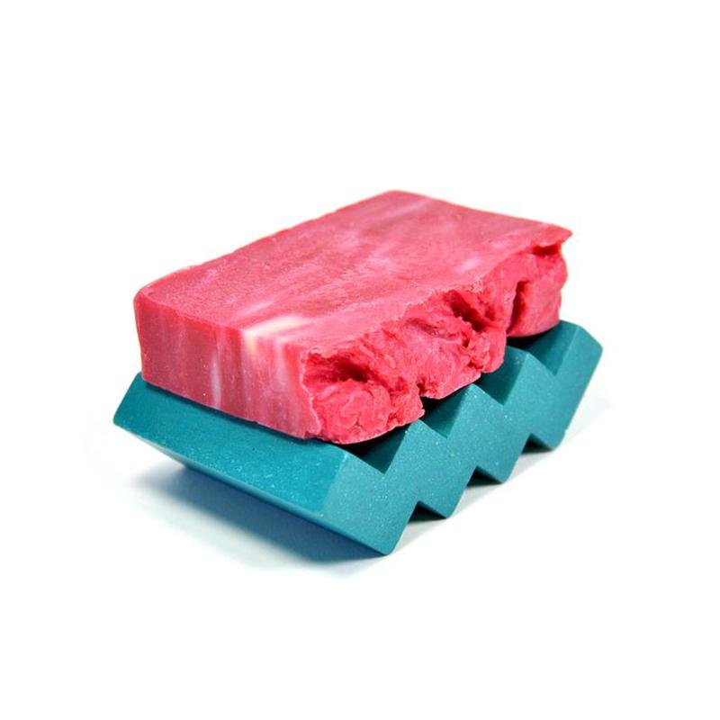 https://madmolds.com/cdn/shop/products/Wavy_soap_dish_silicone_mold_87.jpg?v=1648036326
